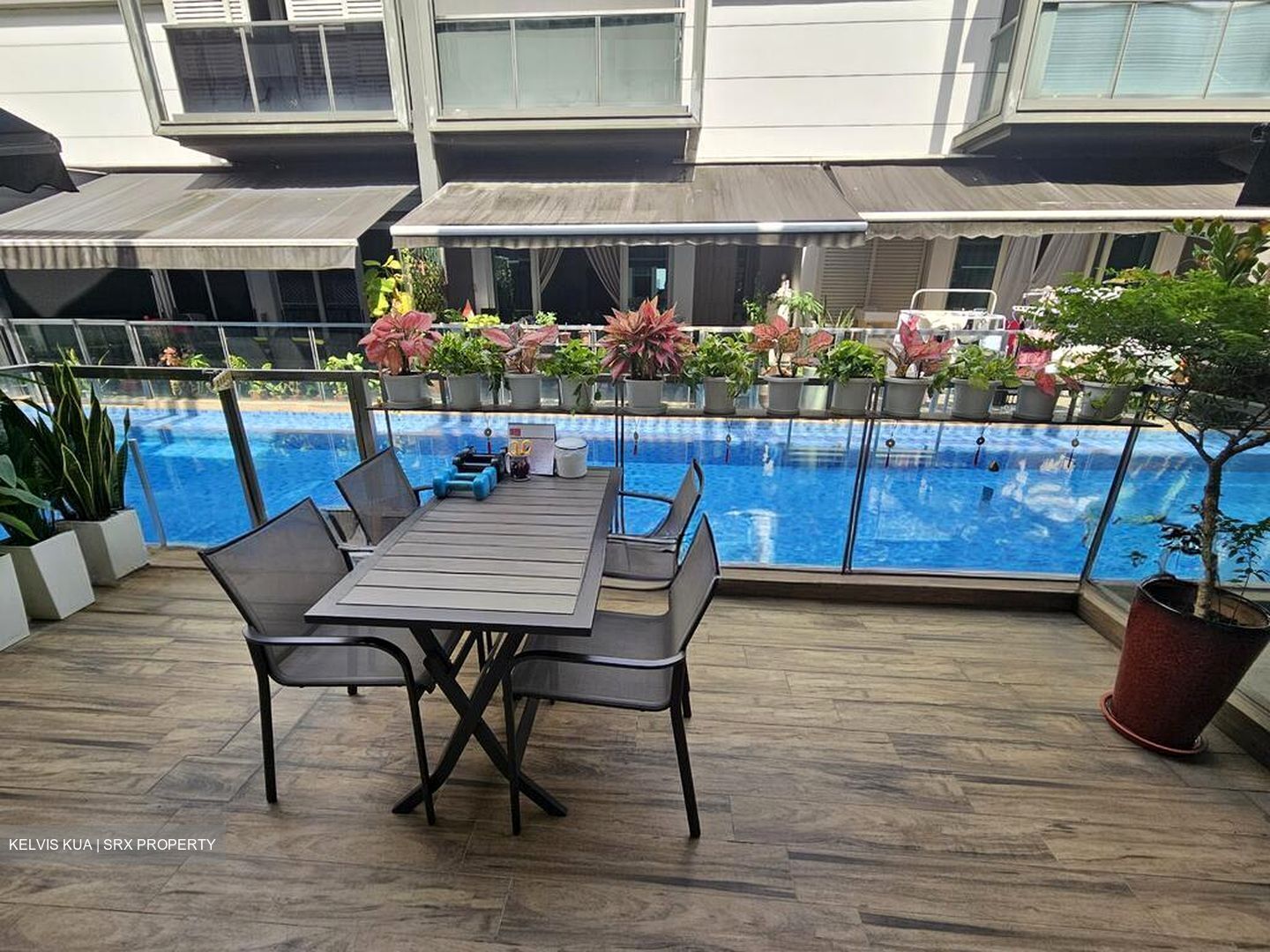 West Coast Drive (D5), Terrace #515585741